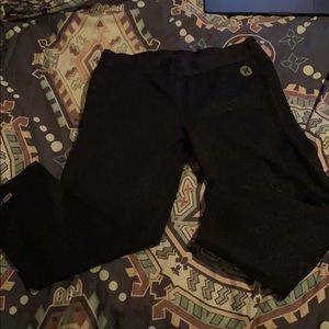 Black Patterned Capri Leggings